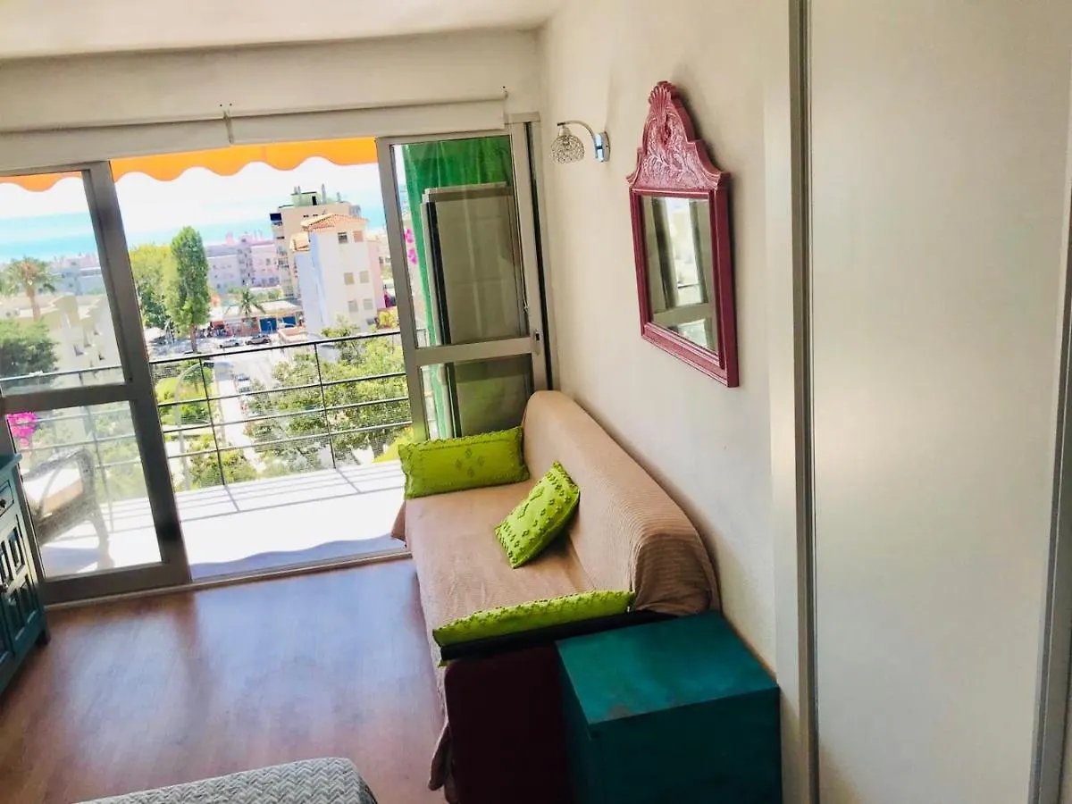 El Capricho De Cristy&Elena Apartment Torremolinos