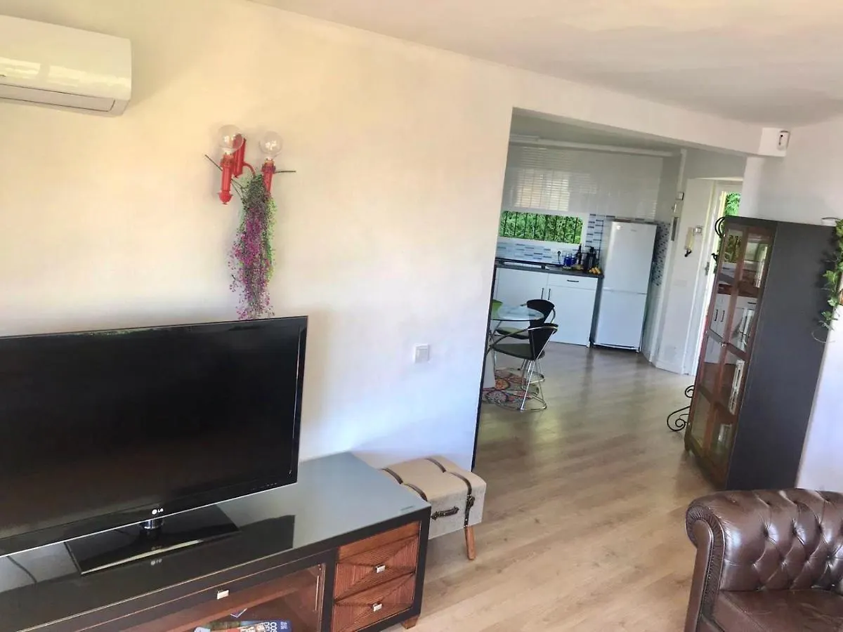 El Capricho De Cristy&Elena Apartment Torremolinos